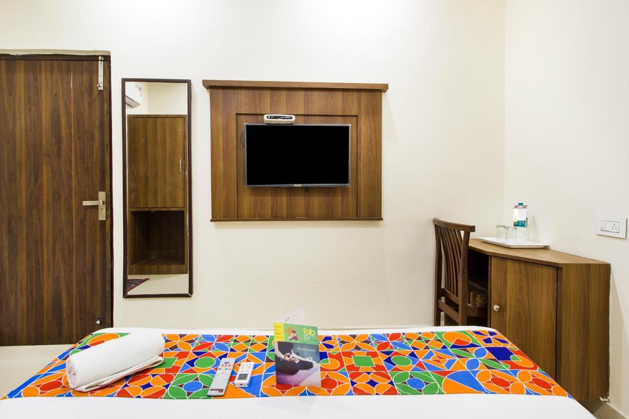 Fabhotel Royal Villa Hussainpura Chowk Amritsar Bagian luar foto