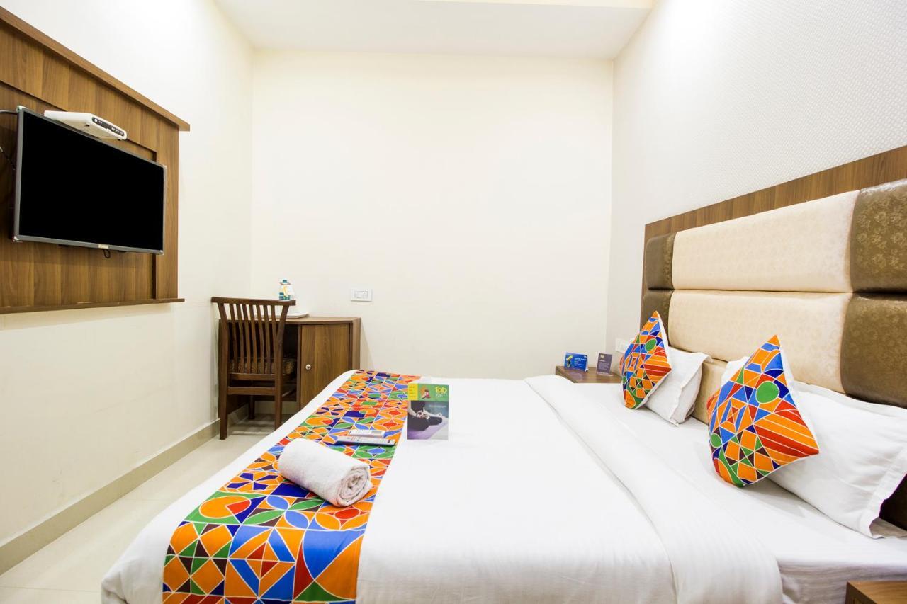 Fabhotel Royal Villa Hussainpura Chowk Amritsar Bagian luar foto