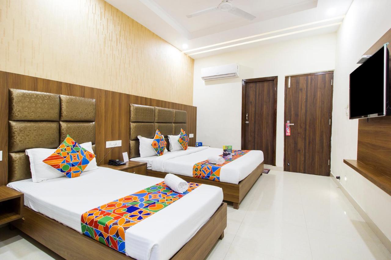 Fabhotel Royal Villa Hussainpura Chowk Amritsar Bagian luar foto